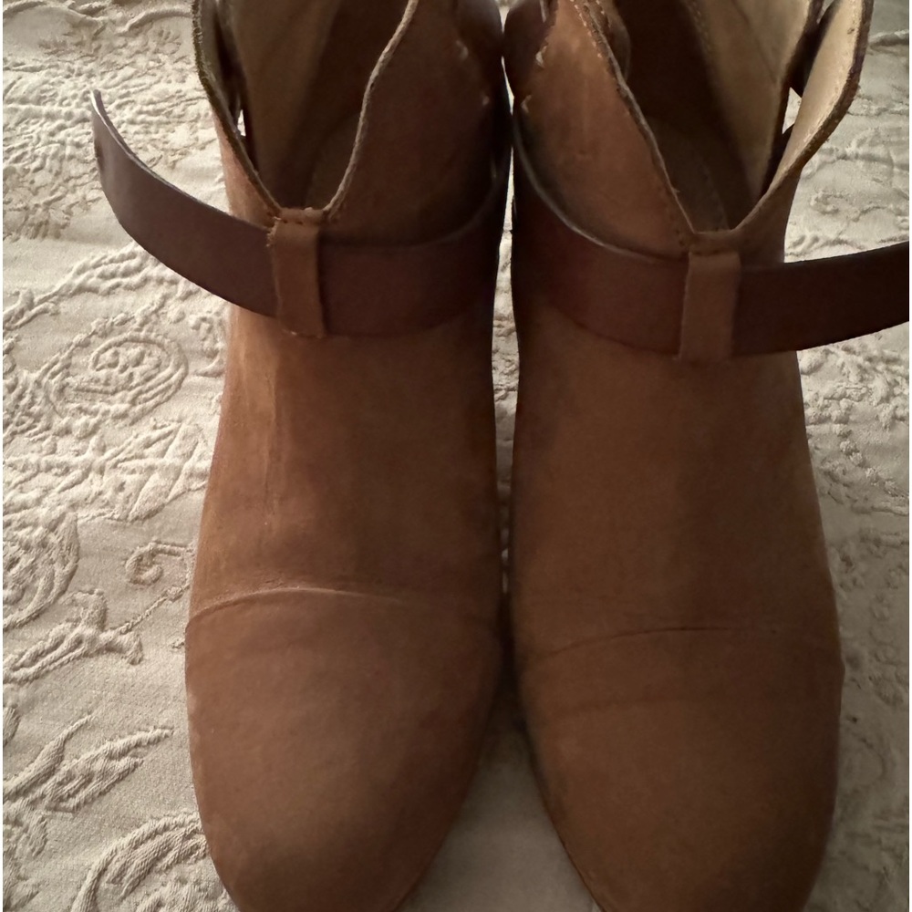 Ladies ankle boots